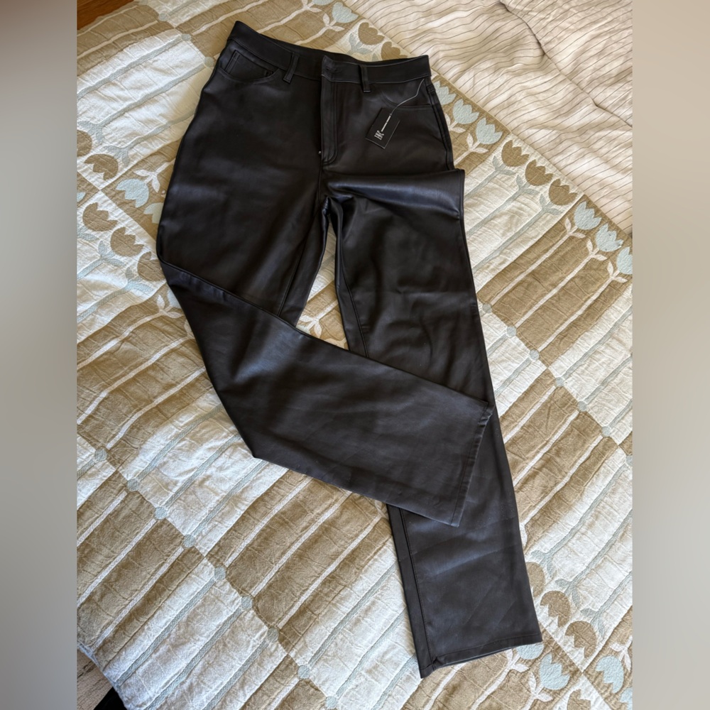 Women's Black pleather pants